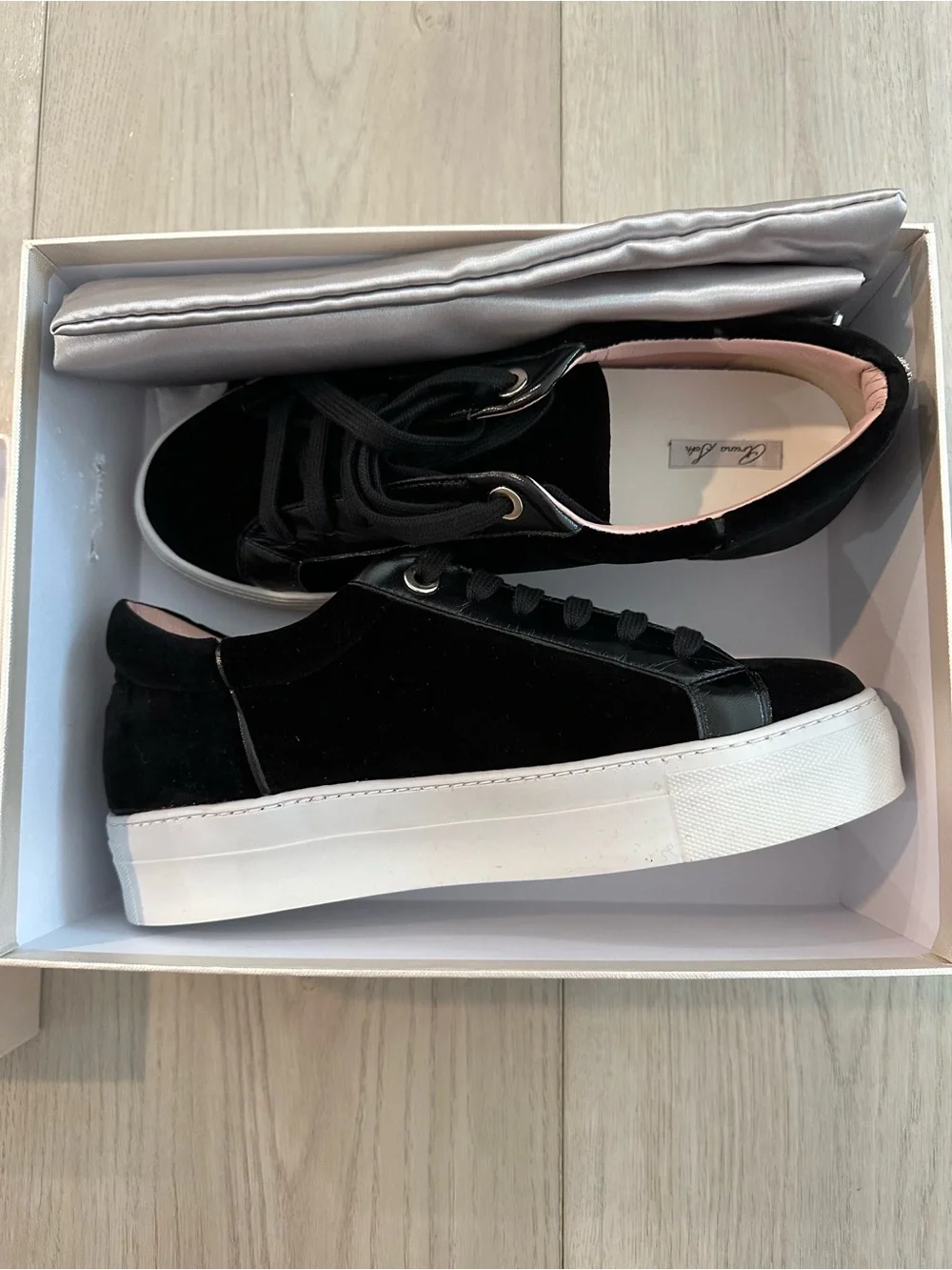 Aruna Seth Rocket Black Velvet Crystal Butterfly Sneakers Size 39